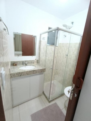 Duplex 250m praia taperapua 02 suites